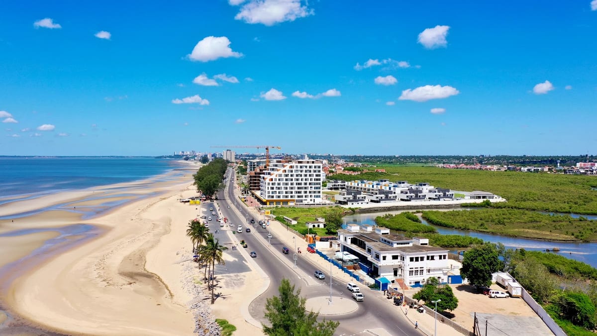Costa do Sol along Maputo